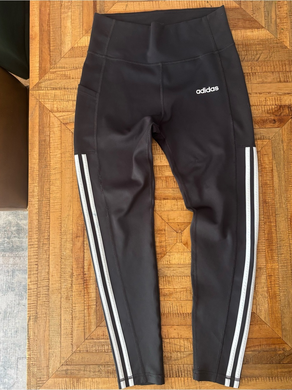 Women’s M adidas Climalite High-Waist Leggings with three Stripes